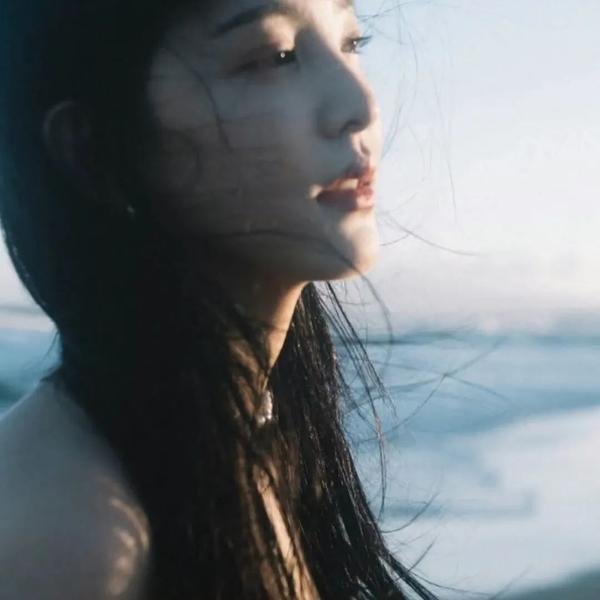 鬣狗式生存日版